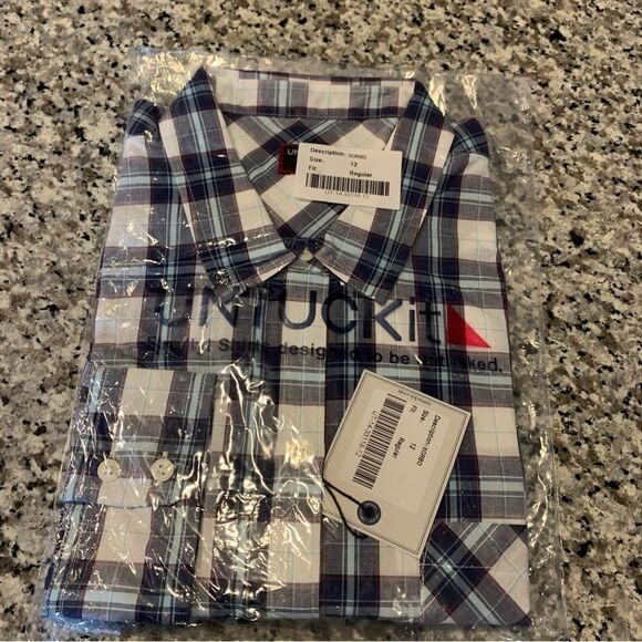 Untuckit Shirt 12 - Picture 7 of 8